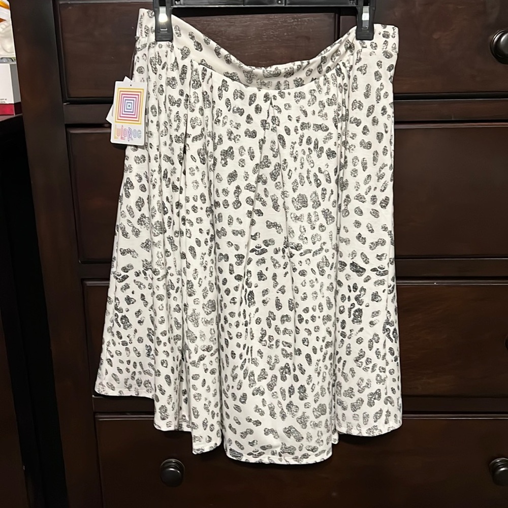 Madison skirt with pockets